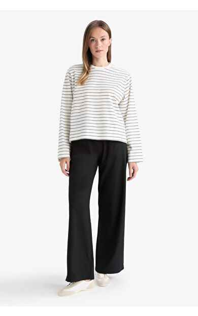 DeFacto Wide Leg Geniş Bol Paça Pantolon D4150AX25AUBK27