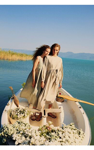 Manuka x DeFacto V Yaka Keten Kolsuz Midi Elbise