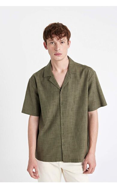 DeFactoFit Relax Fit Polo Yaka Pamuklu Kısa Kollu Gömlek D4540AX24SMKH422