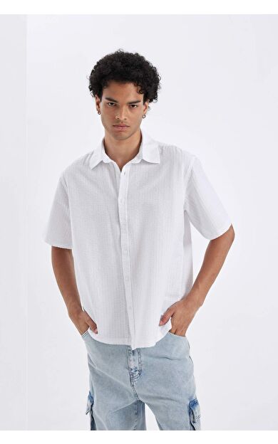 DeFacto DeFactoFit Relax Fit Pamuklu Kısa Kollu Gömlek D4622AX24HSWT34
