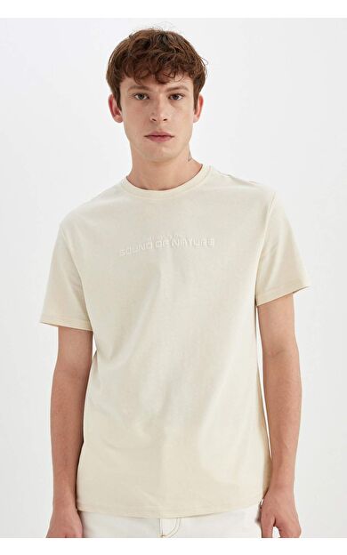 DeFacto Regular Fit Bisiklet Yaka Baskılı Kısa Kollu Tişört D4767AX24SMBG700