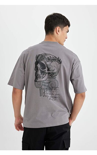 DeFacto DeFactoFit Oversize Fit Bisiklet Yaka Sırt Baskılı Kısa Kollu Tişört D4908AX24AUGR313