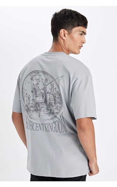 DeFacto DeFactoFit Oversize Fit Bisiklet Yaka Sırt Baskılı Kısa Kollu Tişört D4909AX24AUGR130