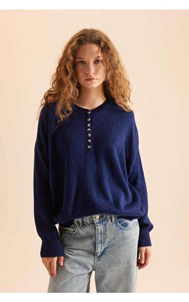 DeFacto Relax Fit Düğmeli Yaka Triko Kazak D4913AXNSNV131