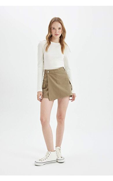 DeFacto DeFactoFit Regular Fit Normal Bel Kısa Paça Gabardin Şort D4991AX24AUKH474