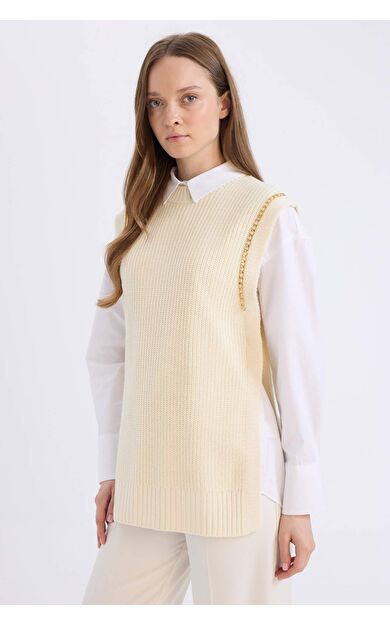 Yarım Balıkçı Yaka Basic Düz Yan Yırtmaçlı Süveter