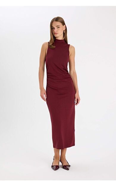 Bodycon Vücuda Oturan Basic Düz Yarım Balıkçı Yaka Kolsuz Maxi Bordo  Elbise