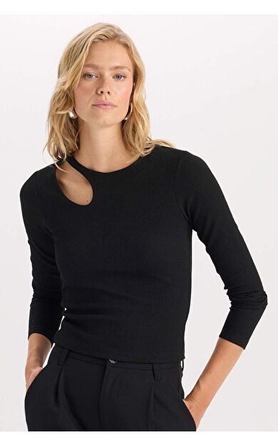 DeFacto Slim Fit Dar Kalıp Bisiklet Yaka Basic Düz Simli Kumaş Uzun Kollu Tişört D5114AX24AUBK81