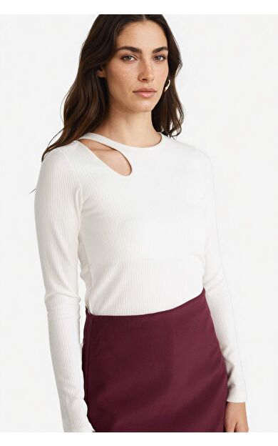 DeFacto Slim Fit Dar Kesim Bisiklet Yaka Fitilli Kaşkorse Uzun Kollu Tişört D5114AX25AUER105