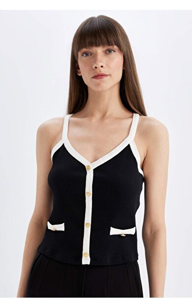 DeFactoFit Slim Fit V Yaka Fitilli Kaşkorse Atlet