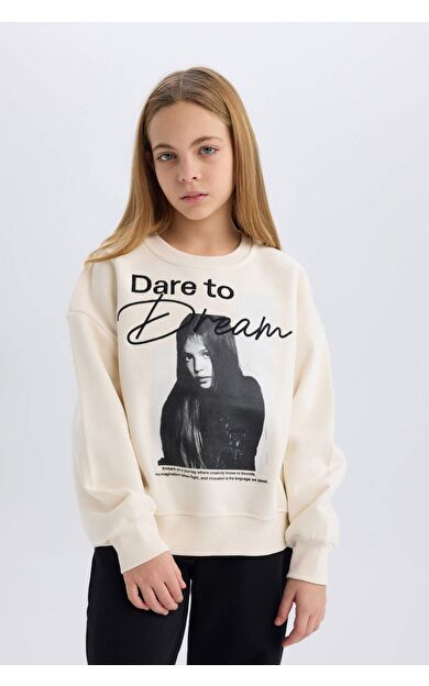 DeFacto Kız Çocuk Oversize Fit Geniş Kalıp Bisiklet Yaka Baskılı Sweatshirt D5452A824WNER233