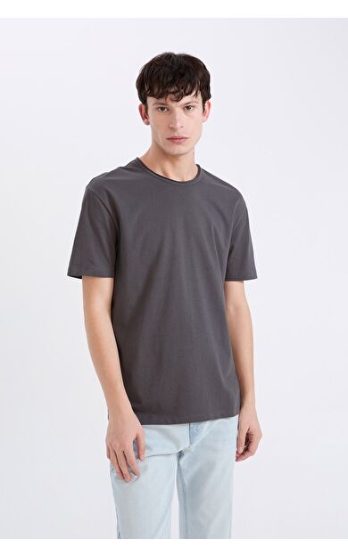 DeFacto Regular Fit Bisiklet Yaka Kısa Kollu Ağır Kumaş Tişört D5481AX25SPAR104