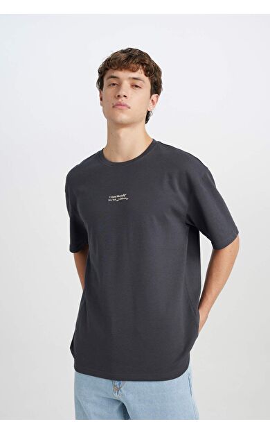 DeFacto Boxy Fit Bisiklet Yaka Baskılı Kısa Kollu Tişört D5494AX25SPAR104