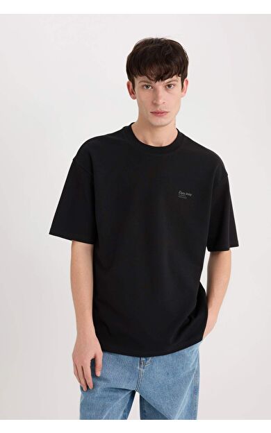 DeFacto Boxy Fit Bisiklet Yaka Baskılı Kısa Kollu Tişört D5507AX25SPBK81