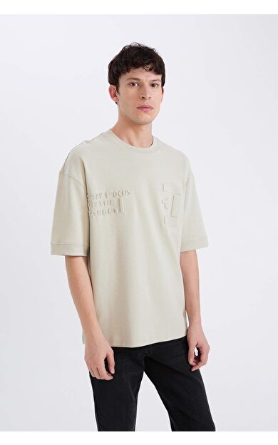 DeFacto Loose Fit Bisiklet Yaka Baskılı Kısa Kollu Ağır Kumaş Tişört D5557AX25SPKH494