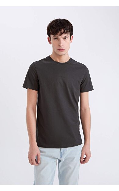 DeFacto Slim Fit Dar Kesim Bisiklet Yaka Baskılı Kısa Kollu Tişört D5566AX25SPAR221