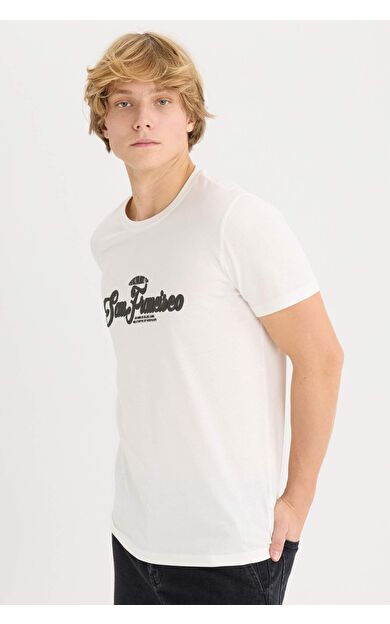 DeFacto Slim Fit Dar Kesim Bisiklet Yaka Baskılı Kısa Kollu Tişört D5572AX25SPER105