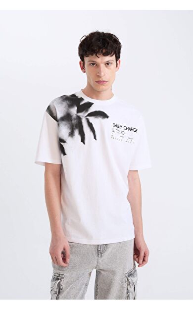 DeFacto Boxy Fit Bisiklet Yaka Baskılı Kısa Kollu Tişört D5582AX25SPWT34