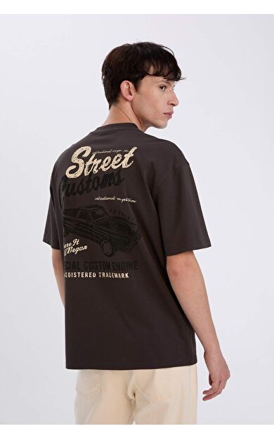 DeFacto Boxy Fit Bisiklet Yaka Sırt Baskılı Kısa Kollu Tişört D5584AX25SPAR221