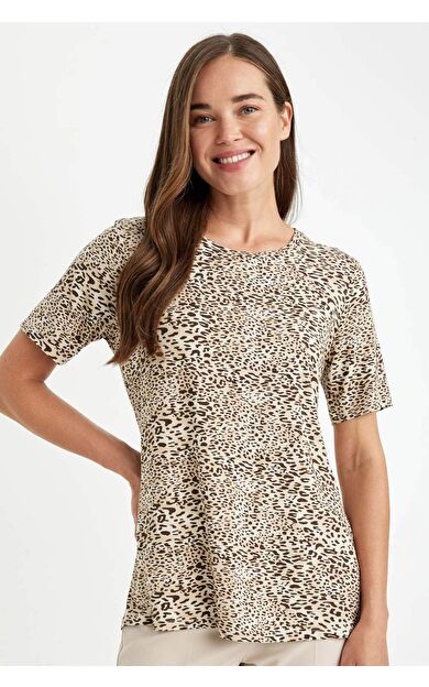 DeFacto Regular Fit Bisiklet Yaka Leopar Desenli Kısa Kollu Tişört