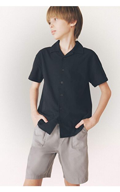 DeFacto Erkek Çocuk Oversize Geniş Kalıp Polo Yaka Keten Görünümlü Kısa Kollu Gömlek