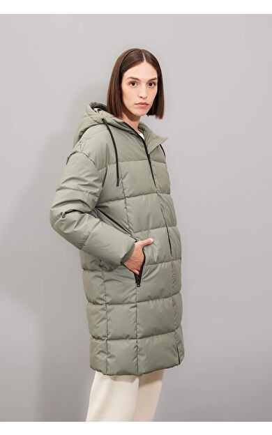 DeFacto Regular Fit Kapüşonlu Fermuarlı Cepli Parka D5953AX24WNKH439