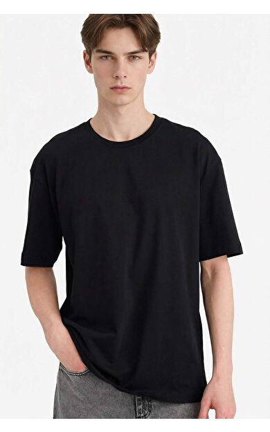 DeFacto Boxy Fit Bisiklet Yaka Basic Düz Kısa Kollu Tişört D6070AX25SPBK81