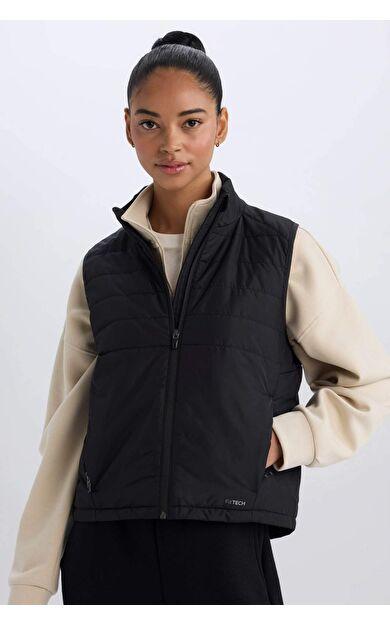 DeFactoFit Su İtici Regular Fit Fermuarlı Sporcu Yelek