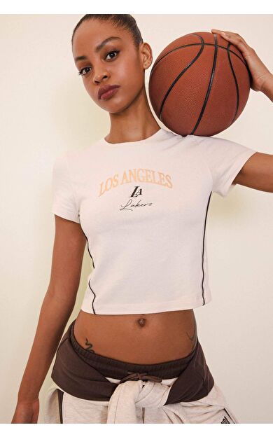 DeFactoFit NBA Los Angeles Lakers Slim Crop Fit Bisiklet Yaka Sporcu Kısa Kollu Tişört