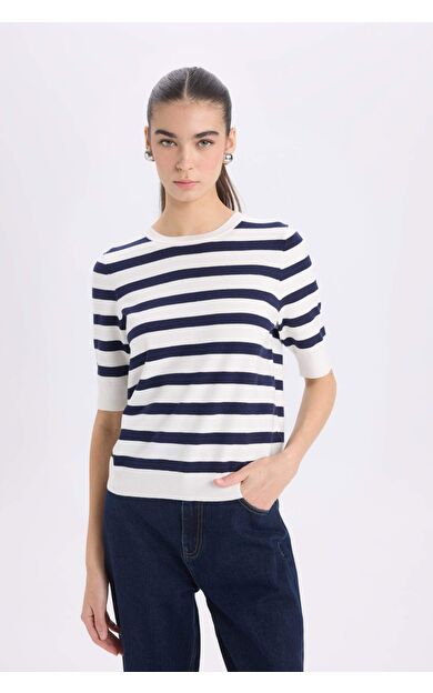 DeFacto Regular Fit Çizgili Bisiklet Yaka Kısa Kollu Kazak