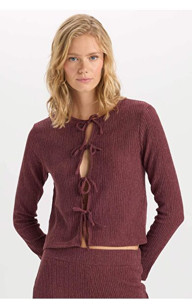 DeFacto Regular Fit Bisiklet Yaka Basic Düz Bürümcük Uzun Kollu Bağlama Detaylı Hırka D6296AX24AUBR115