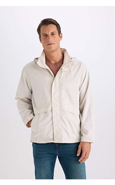 DeFacto Regular Fit Çıkarılabilir Kapüşonlu Fermuarlı Cepli Yağmurluk D6305AX25SPBG802