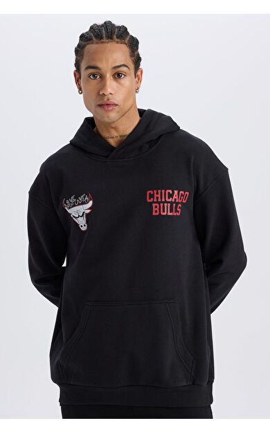 DeFacto DeFactoFit NBA Chicago Bulls Boxy Fit Kapüşonlu Kalın Sporcu Sweatshirt