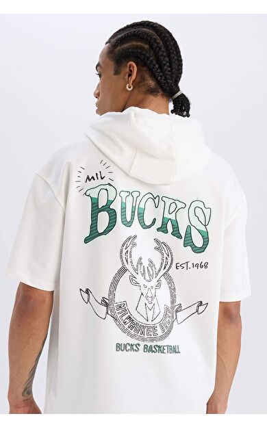 DeFactoFit NBA Milwaukee Bucks Oversize Geniş Kalıp Kapüşonlu Sporcu Kısa Kollu Tişört D6689AX25SPER105