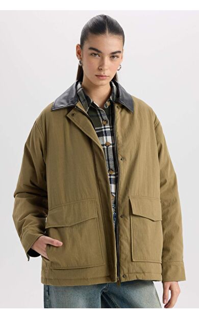 DeFacto Polo Yaka Fermuar Çıtçıt Kapamalı Cepli Mevsimlik Pamuklu Mont