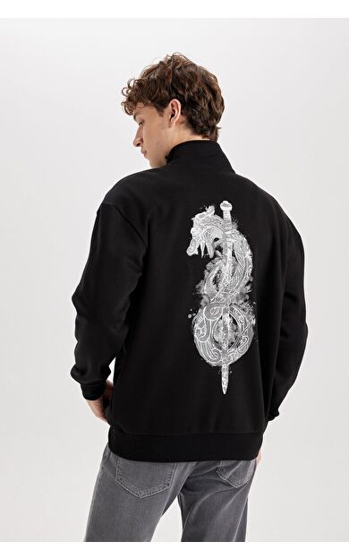 DeFacto Vikings Boxy Fit Dik Yaka Baskılı Sweatshirt