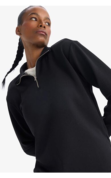 DeFactoFit Oversize Geniş Kalıp Yarım Fermuarlı Dik Yaka Modal Sporcu Sweatshirt D7126AX25SPBK81