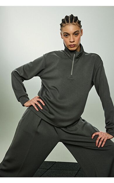 DeFacto Oversize Geniş Kalıp Yarım Fermuarlı Modal Sporcu Sweatshirt