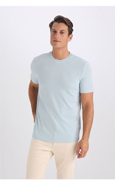 DeFacto Slim Fit Dar Kesim Bisiklet Yaka Kısa Kollu Krinkıl Tişört D7225AX25SPBE771