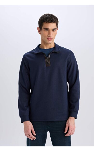 DeFacto Regular Fit Dik Yaka Yarım Fermuarlı Basic Düz Sweatshirt D7226AX25SPNV64