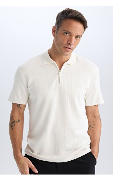 DeFacto Regular Fit Yarım Fermuarlı Kısa Kollu Polo Tişört D7227AX25SPWT32