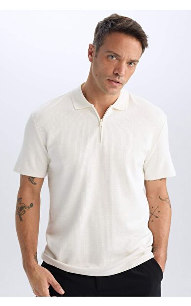 DeFacto Regular Fit Yarım Fermuarlı Kısa Kollu Polo Tişört D7227AX25SPWT32