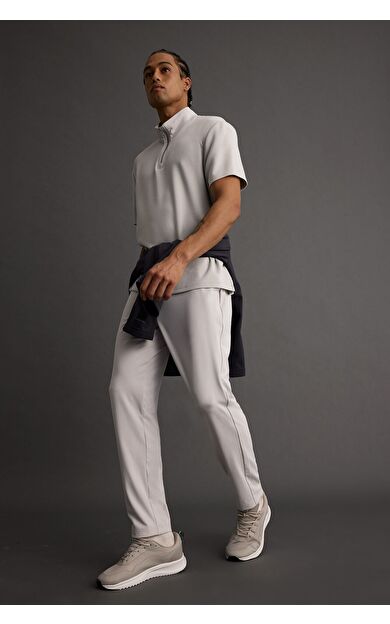 DeFacto DeFactoFit Slim Fit Dar Kesim Standart Paça Sporcu Jogger Eşofman Altı D7238AX25AUGR94