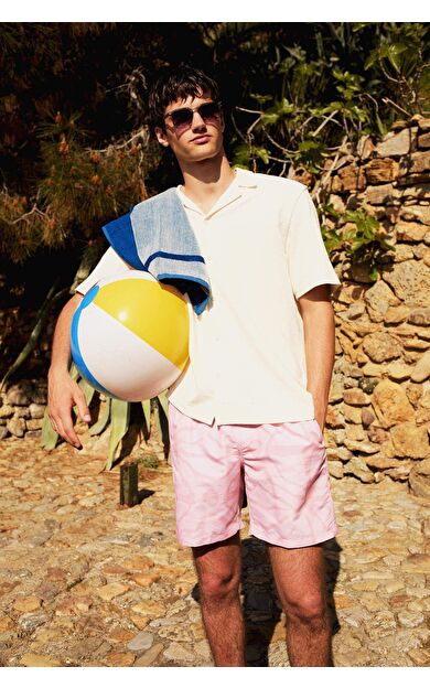 DeFacto Relax Fit Apaş Yaka Yazlık Kısa Kollu Gömlek D7313AX25SPER83