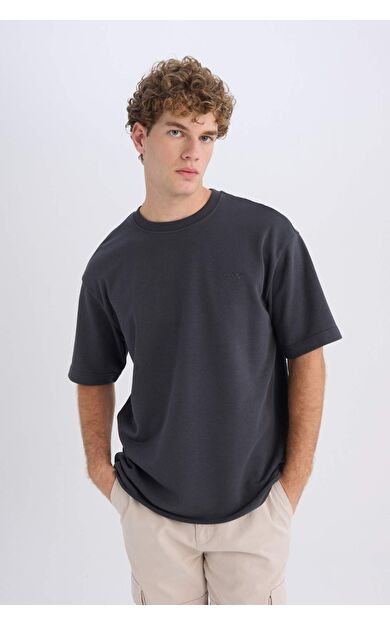 DeFacto Boxy Fit Bisiklet Yaka Kısa Kollu Tişört D7353AX25SPAR104