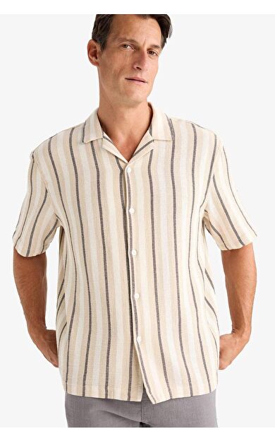 DeFacto Relax Fit Polo Yaka Çizgili Pamuklu Yazlık Kısa Kollu Gömlek D7467AX25SPER42