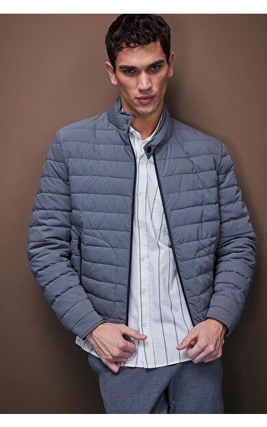 DeFacto Slim Fit Dar Kesim Dik Yaka Fermuarlı Mont D7497AX25SPGR221