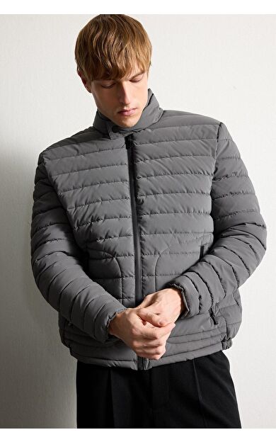 DeFacto Slim Fit Dar Kesim Dik Yaka Fermuarlı Mont D7497AX25SPGR221