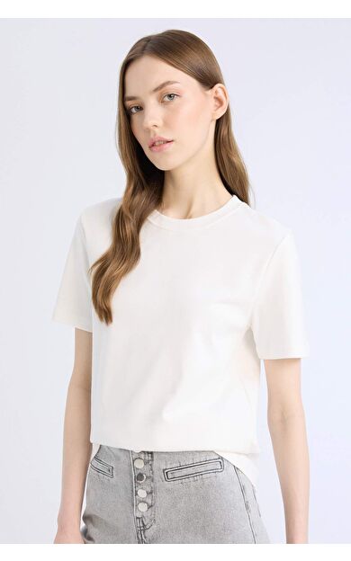 DeFacto Regular Fit Bisiklet Yaka Basic Düz Kısa Kollu Tişört D7579AX25SPWT32