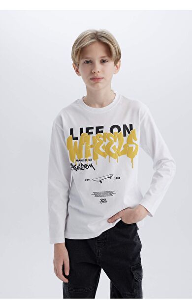 DeFacto Erkek Çocuk Regular Fit Bisiklet Yaka Uzun Kollu Tişört D7699A825SPWT34